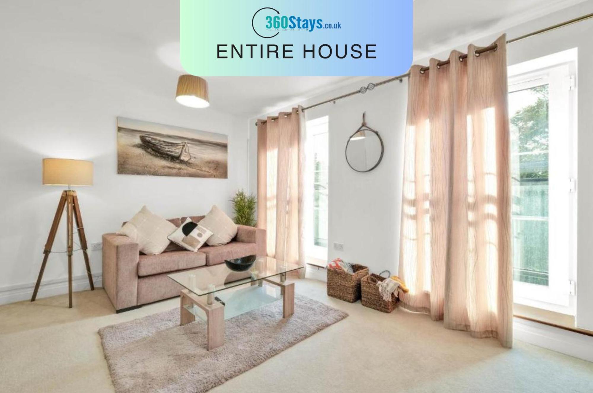 Foxherne 5Bdr 3Ba Serviced House With Parking - Slough By 360Stays Eksteriør bilde